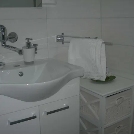 Ravkin Centar 扎达尔